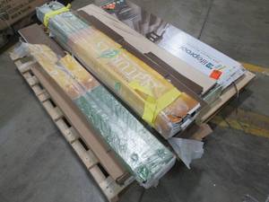 lot 224 image: MIXED PALLET OF FLOORING