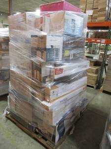lot 275 image: WHOLESALE MIXED PALLET - LIGHTING AND CEILING FANS