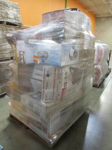 lot 277 image: WHOLESALE MIXED PALLET - LIGHTING AND SMALL HOUSEWARES