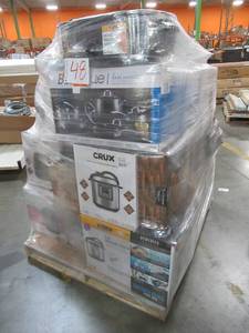 lot 48 image: WHOLESALE MIXED PALLET OF RETURNS - HOUSEWARES AND SMALL APPLIANCES
