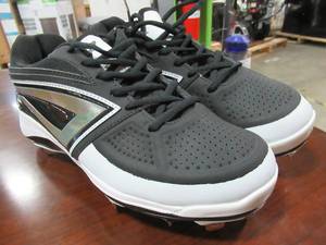 lot 289 image: Mens 3n2 Performance LO-PRO Baseball Cleats Size 7 Medium. - NEW