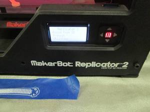 MakerBot Replicator 2 Working 3D Printer with software