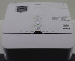 NEC NP-PE401H Projector