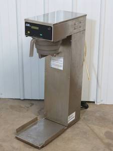 lot 4 image: Curtis TCTPTT Gt Commercial CoffeeTea Brewer