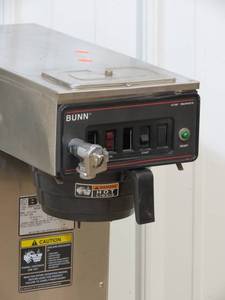 lot 5 image: Bunn CW Commercial Coffee Brewer