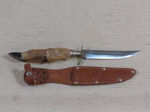 lot 26 image: Deer Hoof Fixed Blade Knife - Solingen Germany