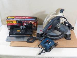 lot 19 image: Pro-Tech 10 Miter Saw, Jig Saw, Hand Miter