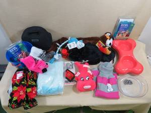 lot 58 image: Dog Toy and Accessory Lot