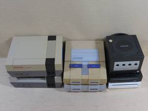 lot 69 image: BROKEN Nintendo Game Systems