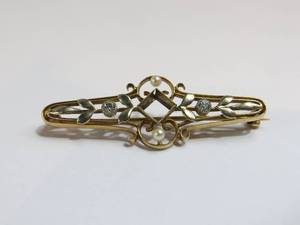 VINTAGE 14k Gold Pin