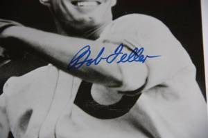 Cleveland Indians Bob Feller 8x10 Photo Auto