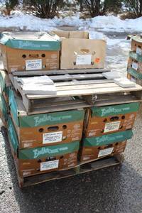 Lot of (10 Boxes) Boulder Creek Windsor Castle Missouri Detail Pieces 6x10in., 6x6in.