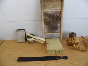 Lingerie Washboard - Shaving Cabinet