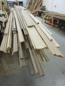 lot 152 image: CUSTOM MISC. MOULDINGS