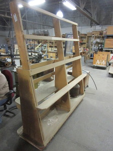 lot 153 image: ROLLING SPRAY CART