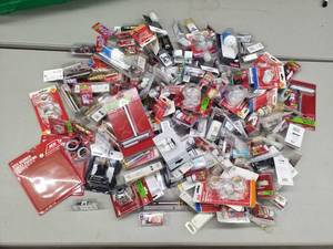 lot 166 image: Lot of New Plumbing Supplies