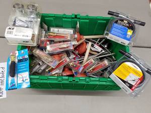 lot 176 image: Lot of New Plumbing Supplies