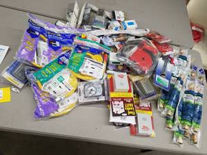 lot 177 image: Lot of New Plumbing Supplies