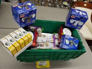 lot 178 image: Lot of New Lighting Supplies