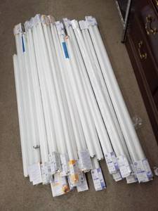 lot 195 image: Lot of (Approximately 38) New Fluorescent Tube Lighting
