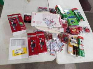 lot 127 image: Lot of New Plumbing Supplies - Toilet
