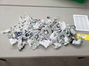 lot 133 image: Lot of New Fittings