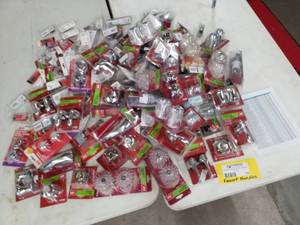 lot 142 image: Lot of New Faucet Handles