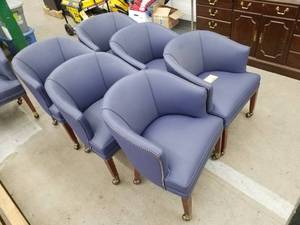 lot 206 image: Lot of (6) Rolling Office Conference Chairs