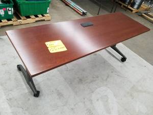 lot 216 image: Wood Top Metal Rolling Computer Table with 2-Gang Power Supply