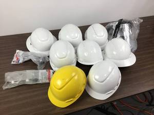 lot 33 image: Lot Of 8 Hard Hats, 1 Face Shield, 2 Safety Glasses