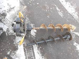 lot 3 image: Strike Master 3-Hp Auger With Dirt & Ice Attachment