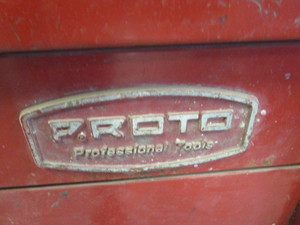 lot 38 image: Proto Toolbox 27x18x39