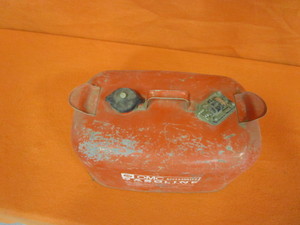 lot 85 image: Boat Gas Tank