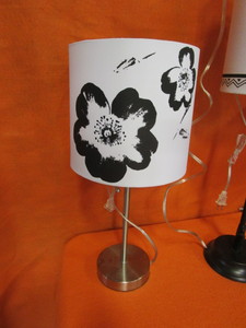 lot 92 image: (New) Lamps & Home Decor
