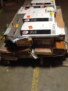 Pallet Assorted Laminate Vinyl and Wood Flooring