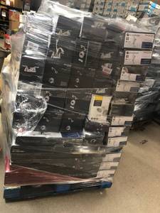 lot 39 image: Pallet of Glacier Bay Kitchen and bathroom faucets original returns