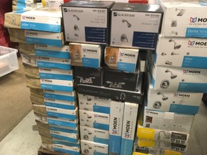 lot 51 image: Pallet with assorted Faucets Kitchen and Bath customer returns condition varies from good to in like new condition