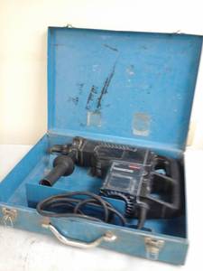 lot 114 image: Bosch Hammerdrill 11220EVS, Metal Case