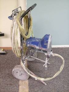lot 151 image: Graco Magnum Paint Sprayer XR9 Power Piston