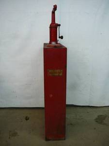 lot 4 image: Bennett Pump & Bulk Oil Tank