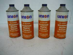 lot 15 image: Union 76 Windshield Washer Solvent 4- unopened cans