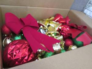 Box of Large & Medium Assorted Chri...