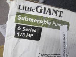 Little Giant Submersible Pump 13 H...