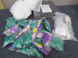 Craft PomPoms, Buttons, Balls, Set ...