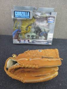 Franklin Glove, Godzilla Playset...