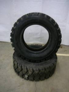 2- Tires Solideal 250-15