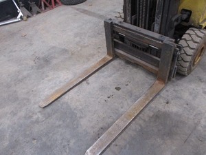CLARK GPX 15E  FORK-LIFT