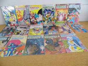 Lot of 17 Robotech Comic Books