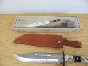 Trophy Stag Bowie Knife