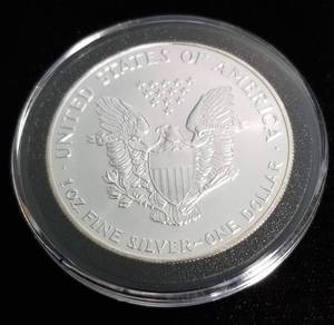 1993 AMERICAN SILVER EAGLE 1 TROY OZ. .999 FINE SILVER IN AIRTITE